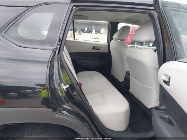 7MUAAABG0RV084192 Toyota Corolla Cross L