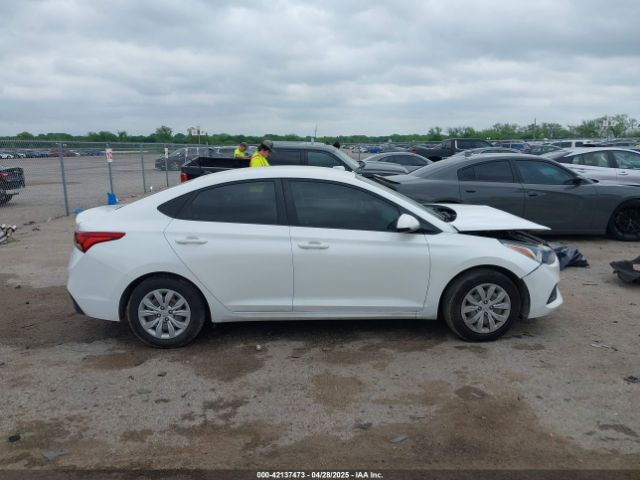 3KPC24A61LE114828 Hyundai ACCENT SE
