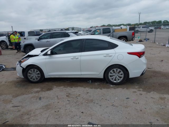 3KPC24A61LE114828 Hyundai ACCENT SE