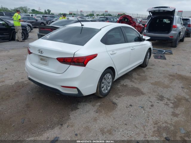 3KPC24A61LE114828 Hyundai ACCENT SE