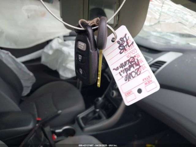 5NPDH4AE4GH748288 Hyundai ELANTRA SE