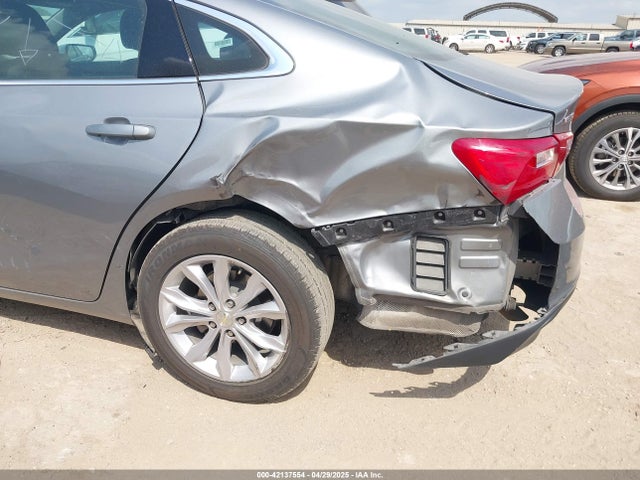 1G1ZD5ST3PF230907 Chevrolet Malibu Fwd 1lt