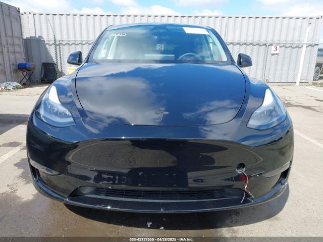 7SAYGDEE9RF004902 Tesla Model Y Long Range Dual Motor All-wheel Drive