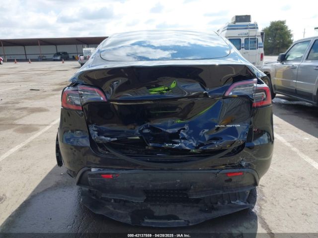 7SAYGDEE9RF004902 Tesla Model Y Long Range Dual Motor All-wheel Drive