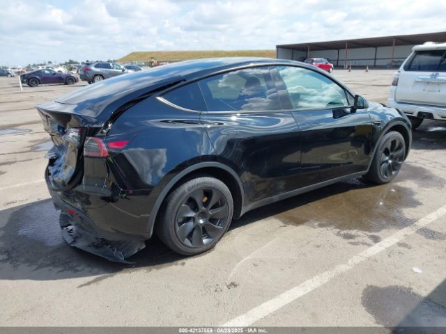 7SAYGDEE9RF004902 Tesla Model Y Long Range Dual Motor All-wheel Drive