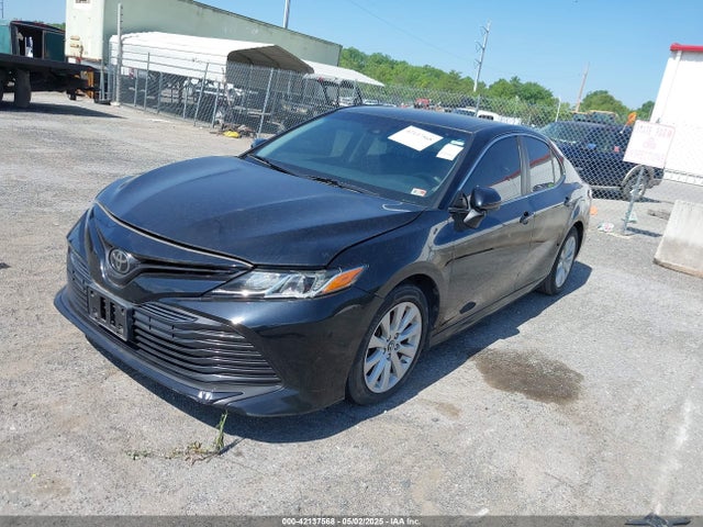 4T1B11HK1JU559113 Toyota CAMRY LE