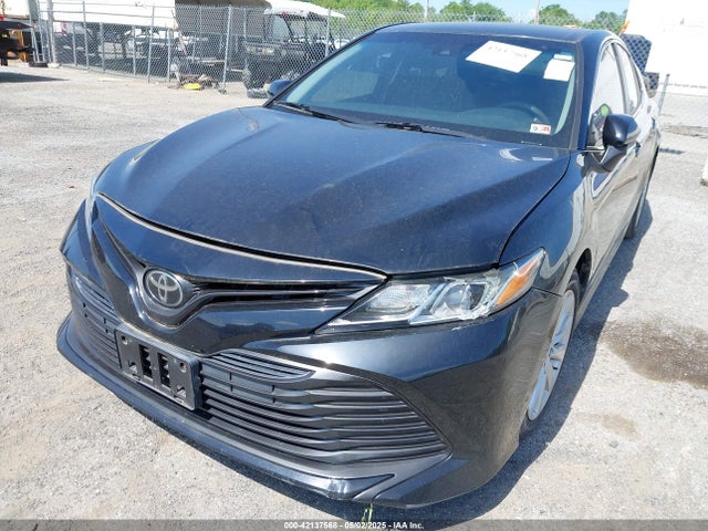 4T1B11HK1JU559113 Toyota CAMRY LE