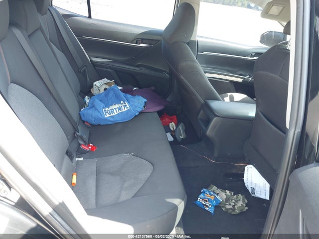 4T1B11HK1JU559113 Toyota CAMRY LE