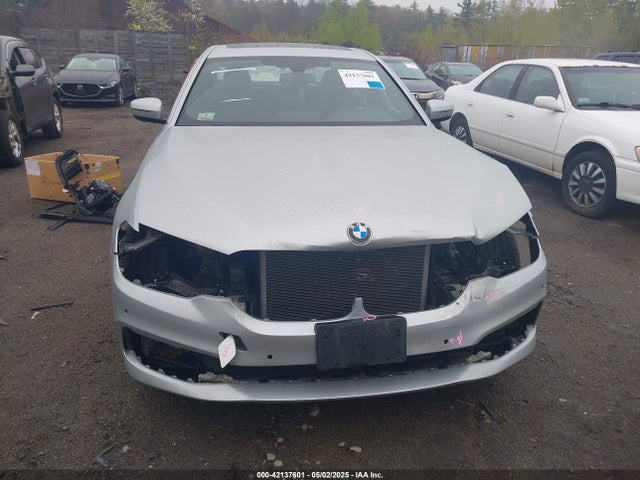 BMW 530e 2018 WBAJB1C53JB084376 Image 13