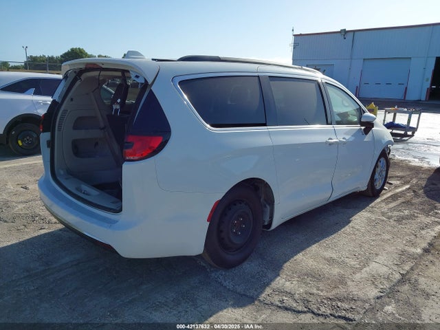 2C4RC1BGXNR233654 Chrysler Pacifica Touring L