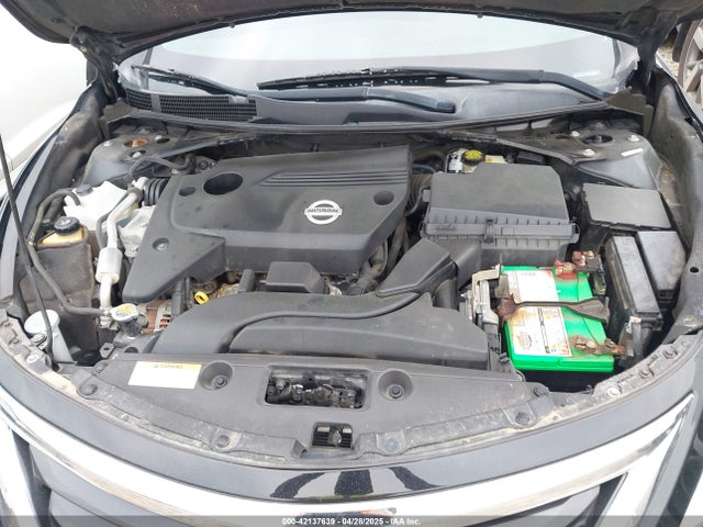 Nissan Altima 2.5 S 2015 1N4AL3AP2FN371932 Image 10