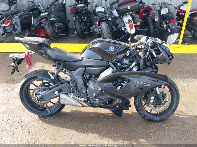 JYARM38Y5PA001524 Yamaha Yzf690