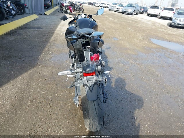 JYARM38Y5PA001524 Yamaha Yzf690
