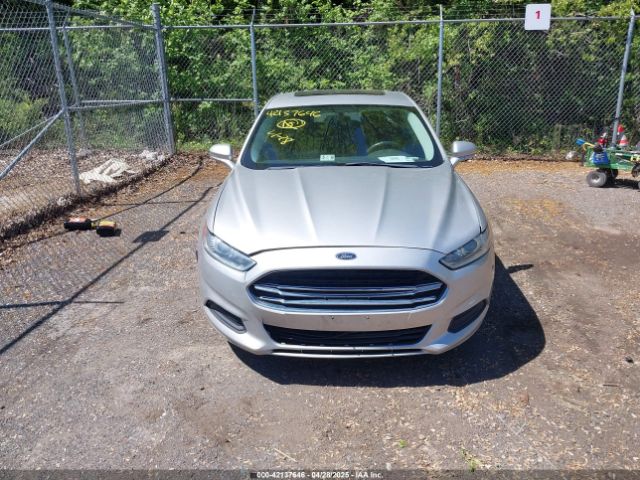 1FA6P0H7XG5134914 Ford FUSION SE
