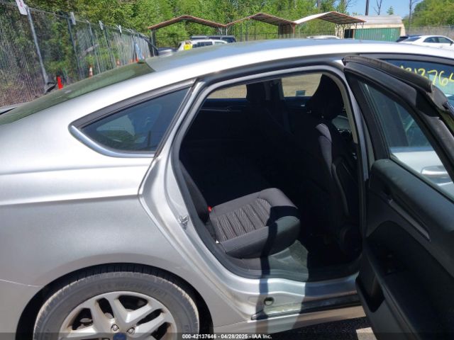 1FA6P0H7XG5134914 Ford FUSION SE