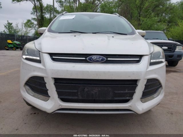 1FMCU9J96GUB97564 Ford Escape Titanium
