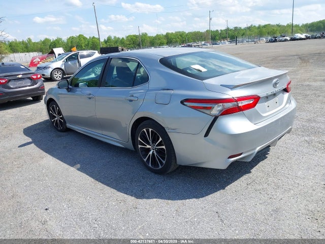 4T1B11HK7JU595114 Toyota CAMRY SE