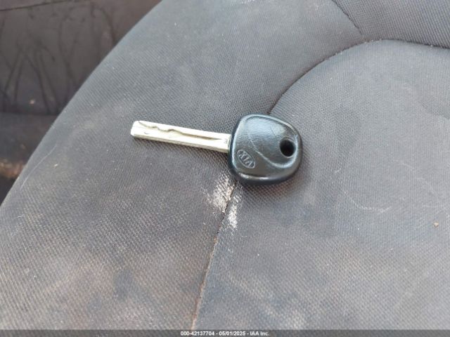 KNDJN2A21F7766725 KIA Soul