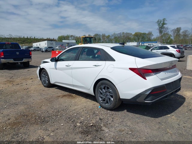 KMHLM4DG5RU641629 Hyundai ELANTRA SEL