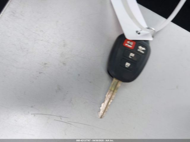 4T1BF1FK3FU925665 Toyota CAMRY SE