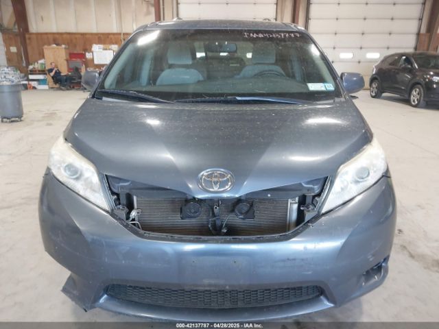 5TDJK3DC9FS097757 Toyota Sienna Le 7 Passenger