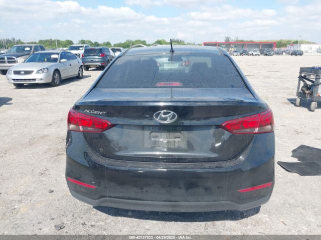 3KPC24A39JE011742 Hyundai ACCENT SE