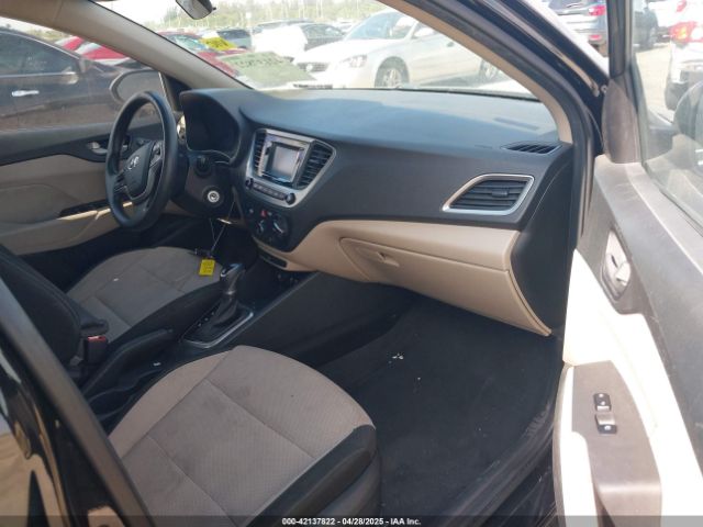 3KPC24A39JE011742 Hyundai ACCENT SE
