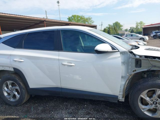 5NMJACAE3NH012650 Hyundai TUCSON SE