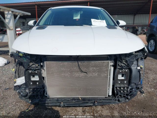 5NMJACAE3NH012650 Hyundai TUCSON SE