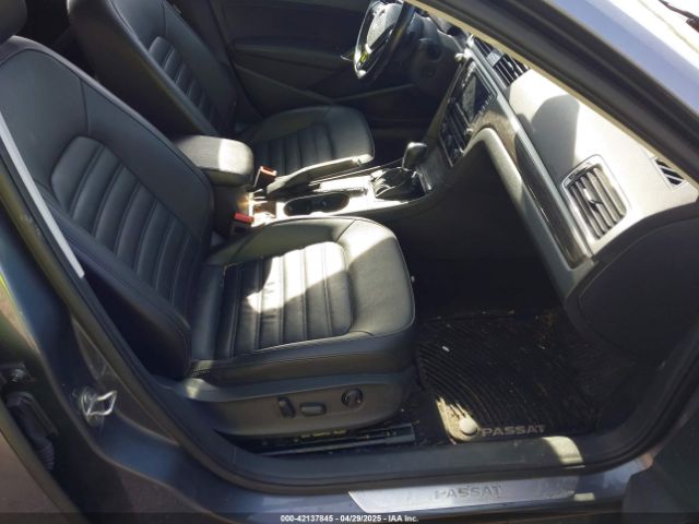 1VWCM7A31JC013629 Volkswagen Passat 3.6l V6 Sel Premium