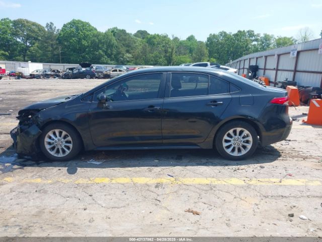JTDVPMAE0MJ121646 Toyota COROLLA LE