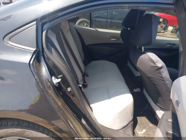 JTDVPMAE0MJ121646 Toyota COROLLA LE