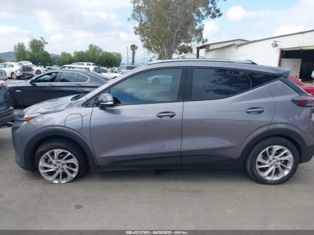 1G1FY6S04P4138803 Chevrolet Bolt Euv Fwd Lt