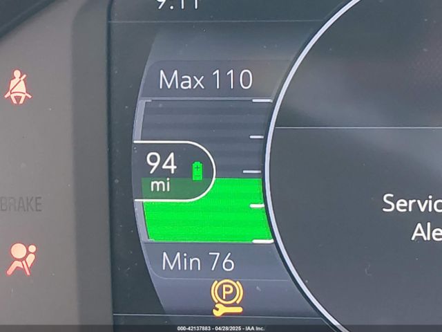 1G1FY6S04P4138803 Chevrolet Bolt Euv Fwd Lt