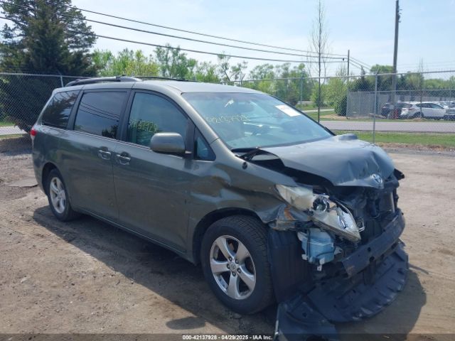 2011 TOYOTA SIENNA 5TDKK3DC7BS014356