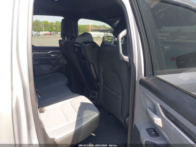 2021 RAM 1500 1C6RRFBG9MN734212 Photo 7