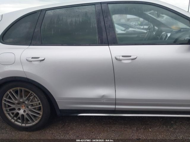 2014 PORSCHE CAYENNE HYBRID WP1AE2A23ELA50672 Photo 5