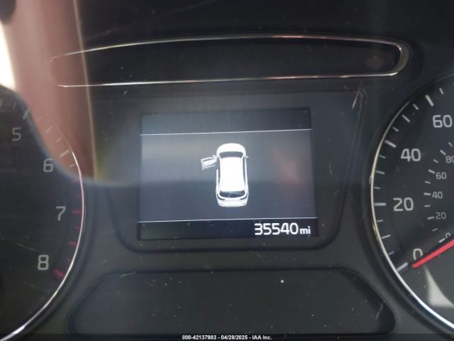 5XYPGDA57KG440712 KIA Sorento 3.3l Lx