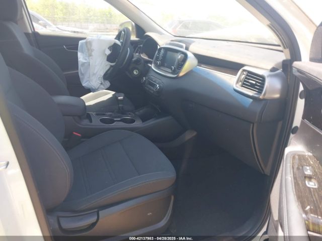 5XYPGDA57KG440712 KIA Sorento 3.3l Lx