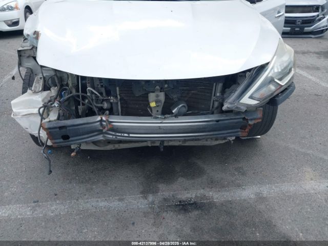 3N1AB7APXKY288818 Nissan SENTRA SV