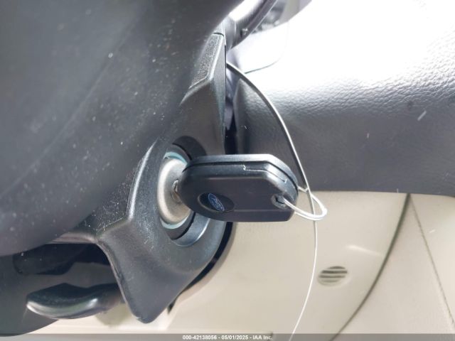 1FADP3F2XJL254280 Ford FOCUS SE