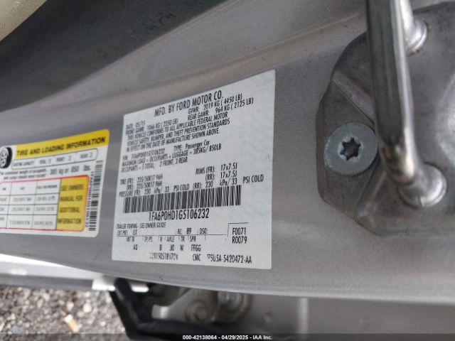 1FA6P0HD1G5106232 Ford FUSION SE