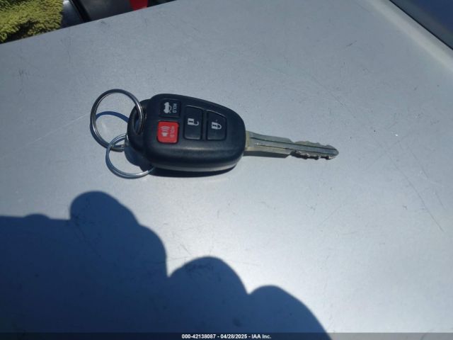 5YFBURHE1GP448880 Toyota Corolla Le Plus