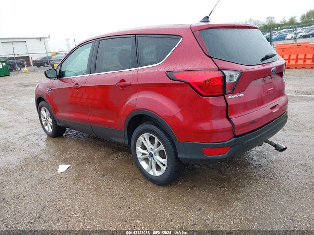 1FMCU9GD2KUA53319 Ford ESCAPE SE