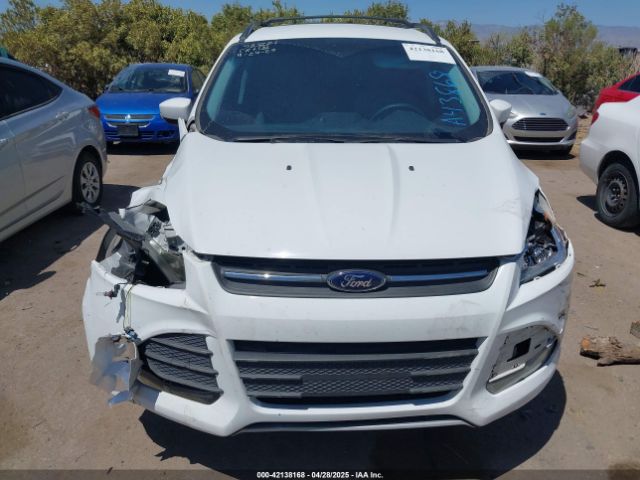 1FMCU9G95FUA43868 Ford ESCAPE SE