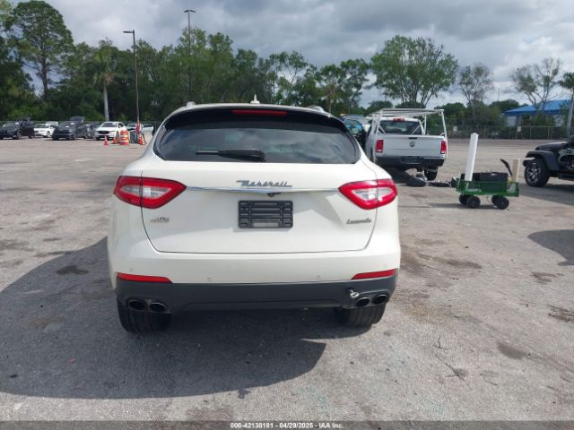 ZN661YUA7JX303714 Maserati LEVANTE S