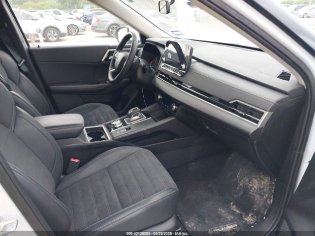 JA4J4VA8XRZ038199 Mitsubishi Outlander Se 2.5 S-awc/se Black Edition S-awc/se Black Edition W/pano Roof S-awc/se Ralliart S-awc