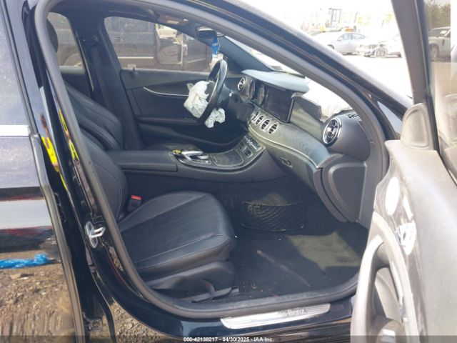 WDDZF4JB2KA503013 Mercedes-Benz E 300