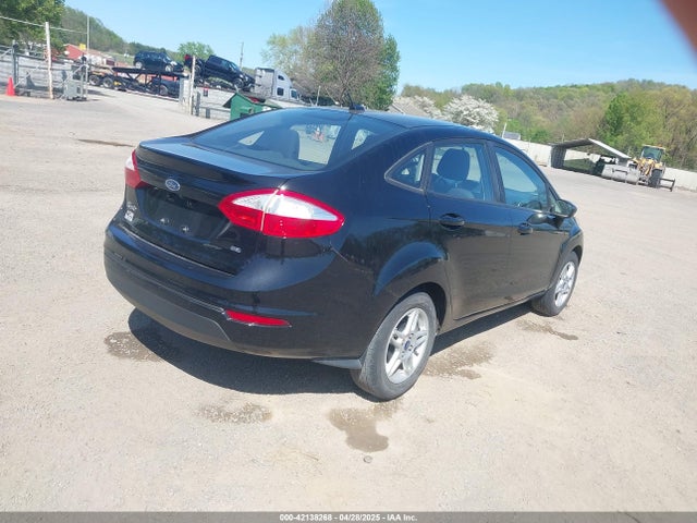 3FADP4BJ8JM123849 Ford FIESTA SE