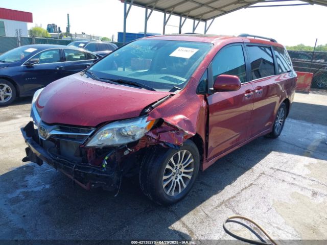 5TDYZ3DCXLS031692 Toyota SIENNA XLE
